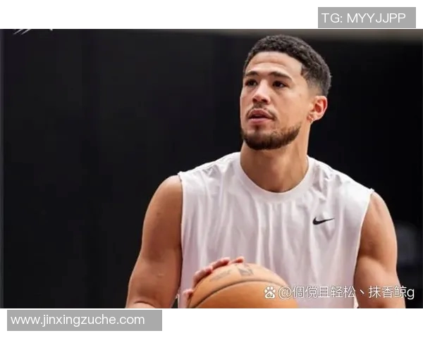 NBA新赛季第三分卫评选德文布克凭何实力赢得吧友青睐