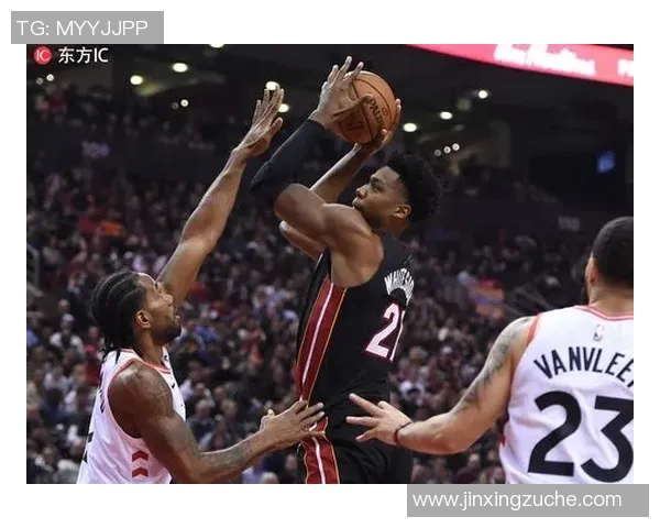 普理查德神奇表现带球突破超远三分压哨绝杀点燃全场热情