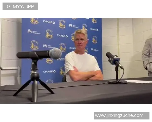 库里：科尔今天让我们各司其职 就像他效力时的芝加哥公牛队那样