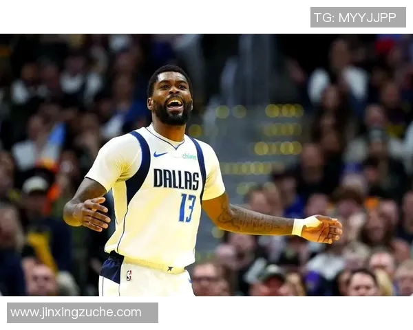 马绍尔抛投打进连得6分，独行侠开局打出13-4打停爵士